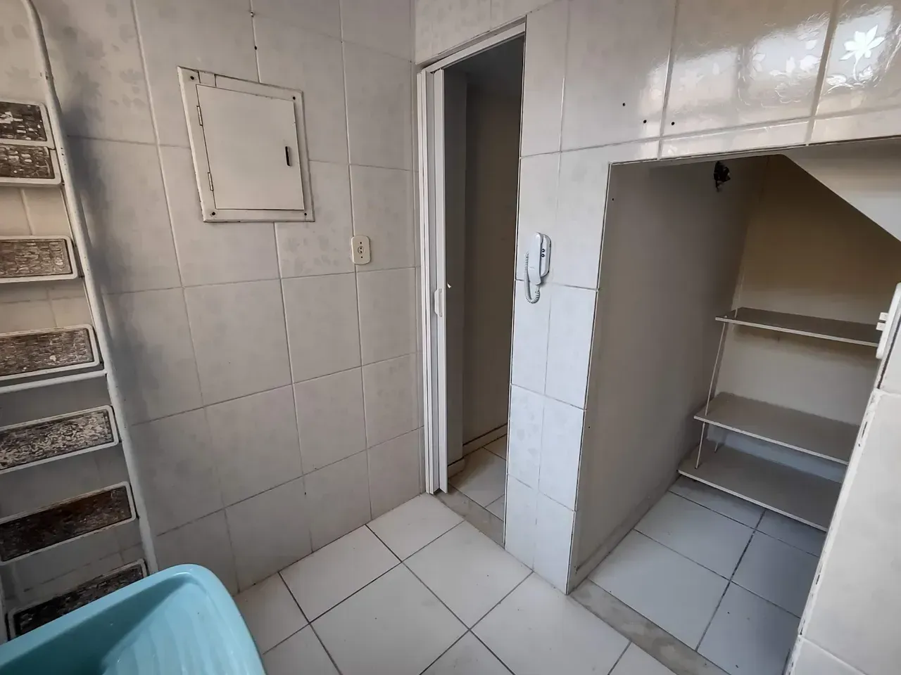 Apartamento sin amueblar con cocina cerrada y muebles — photo 4