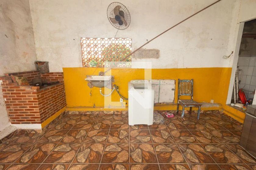 Furnished 1-bedroom house with 57 m² and no parking — photo 17
