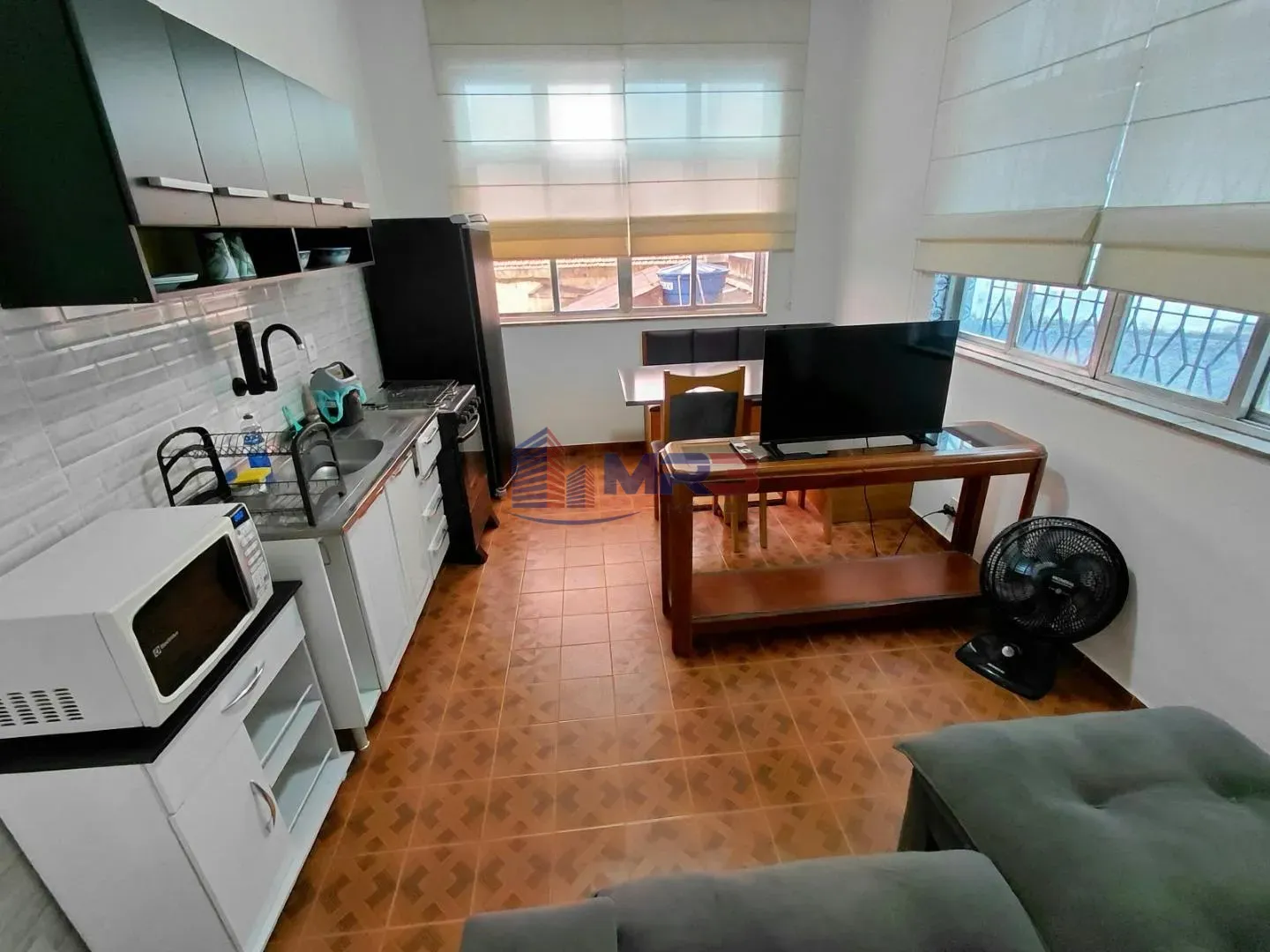 Furnished apartment, 35 m², with a washing machine — photo 2