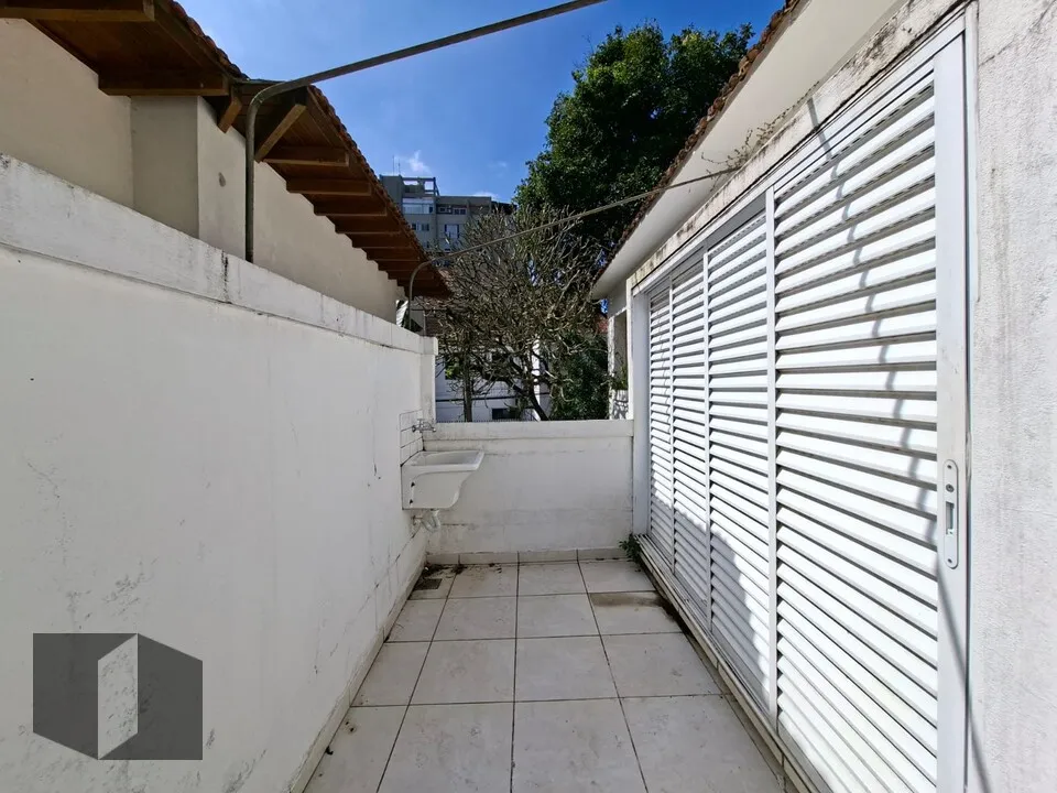 Unfurnished house with 3 bedrooms and a balcony — photo 7
