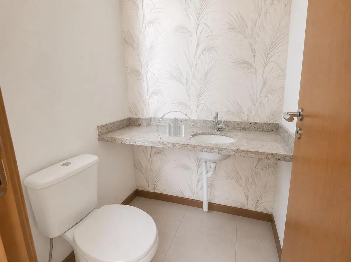 Unfurnished apartment with 3 en-suite bedrooms — photo 13
