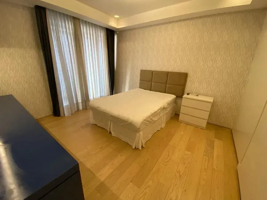 Apartamento sin muebles con 4 dormitorios y 5 baños — photo 40