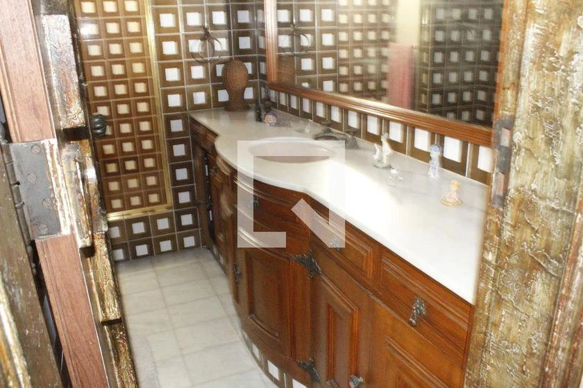 Apartamento amueblado con 4 dormitorios y 4 baños — photo 47