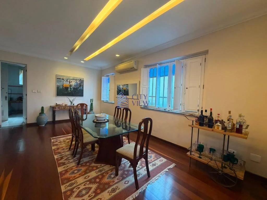 4-bedroom 500 m² house with 5 bathrooms — photo 5