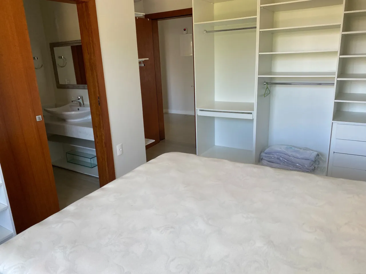 Furnished house with 5 bedrooms, 5 baths and pool — photo 16