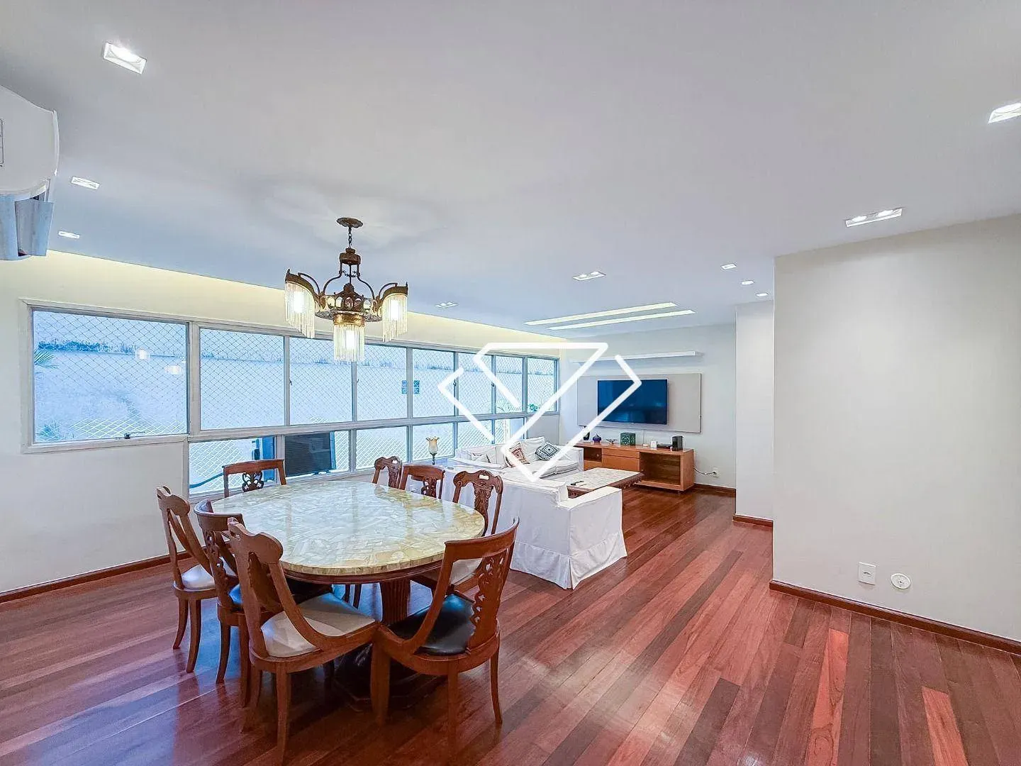 Apartment with 4 bedrooms and a separate gas kitchen — photo 6