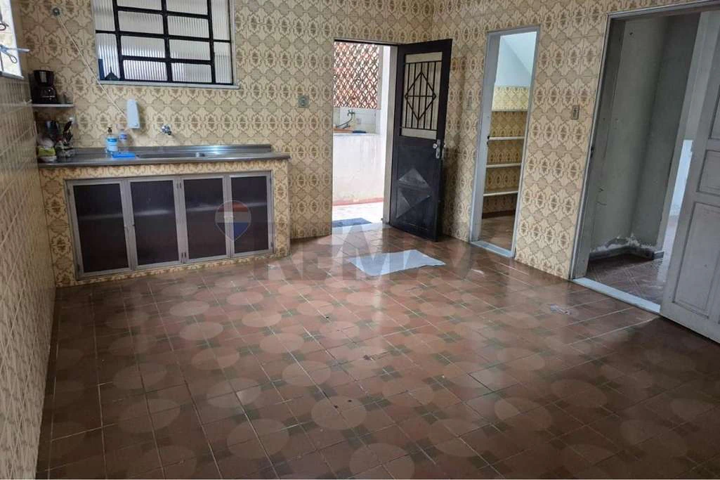 Casa duplex de 430 m² com 5 quartos e varanda — photo 2