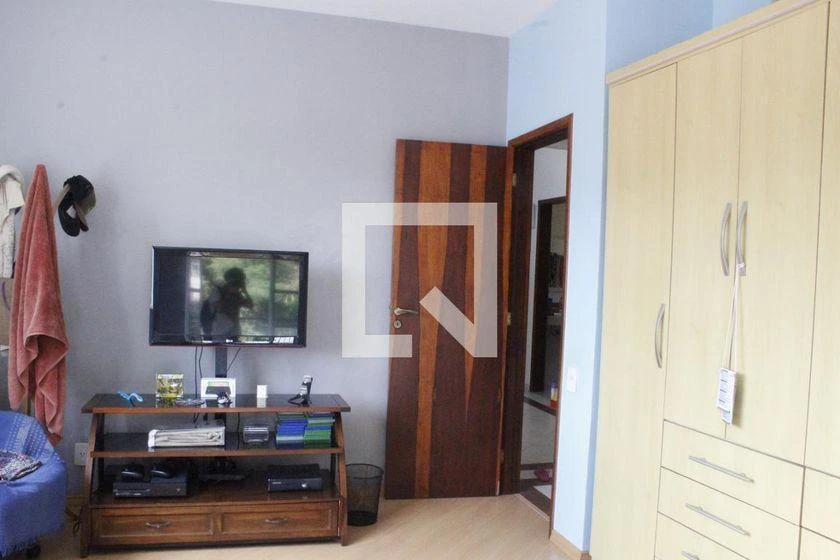 4-bedroom house with a mountain view in Rio de Janeiro — photo 32