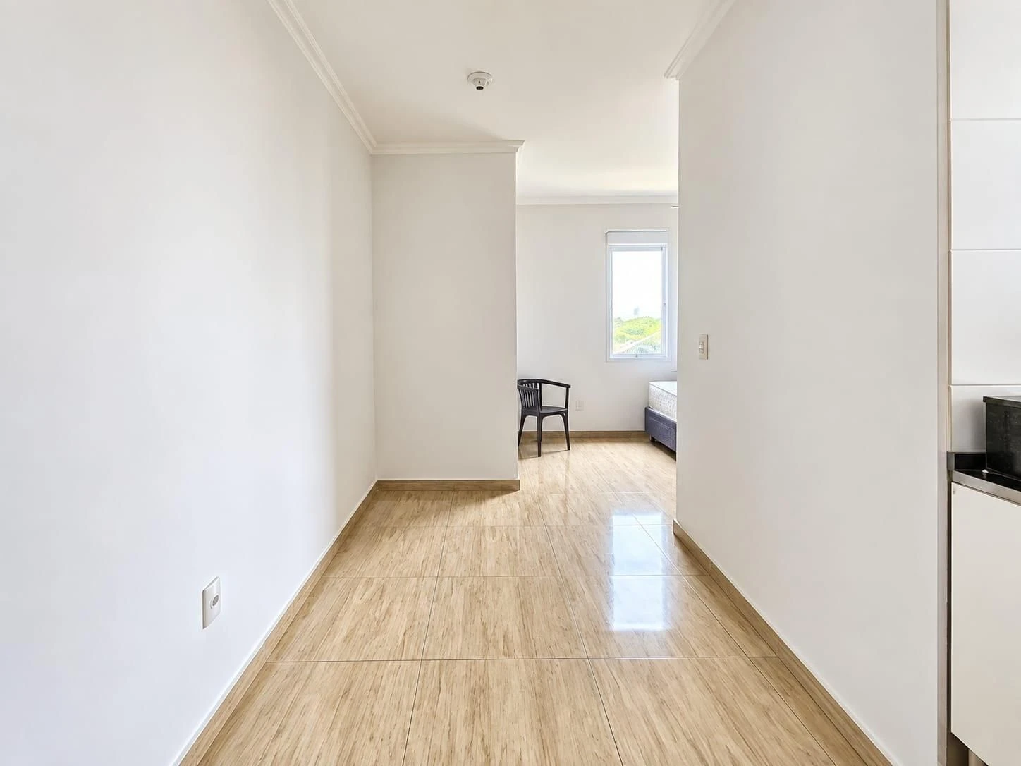 Furnished studio, 30 m², with a washing machine — photo 13