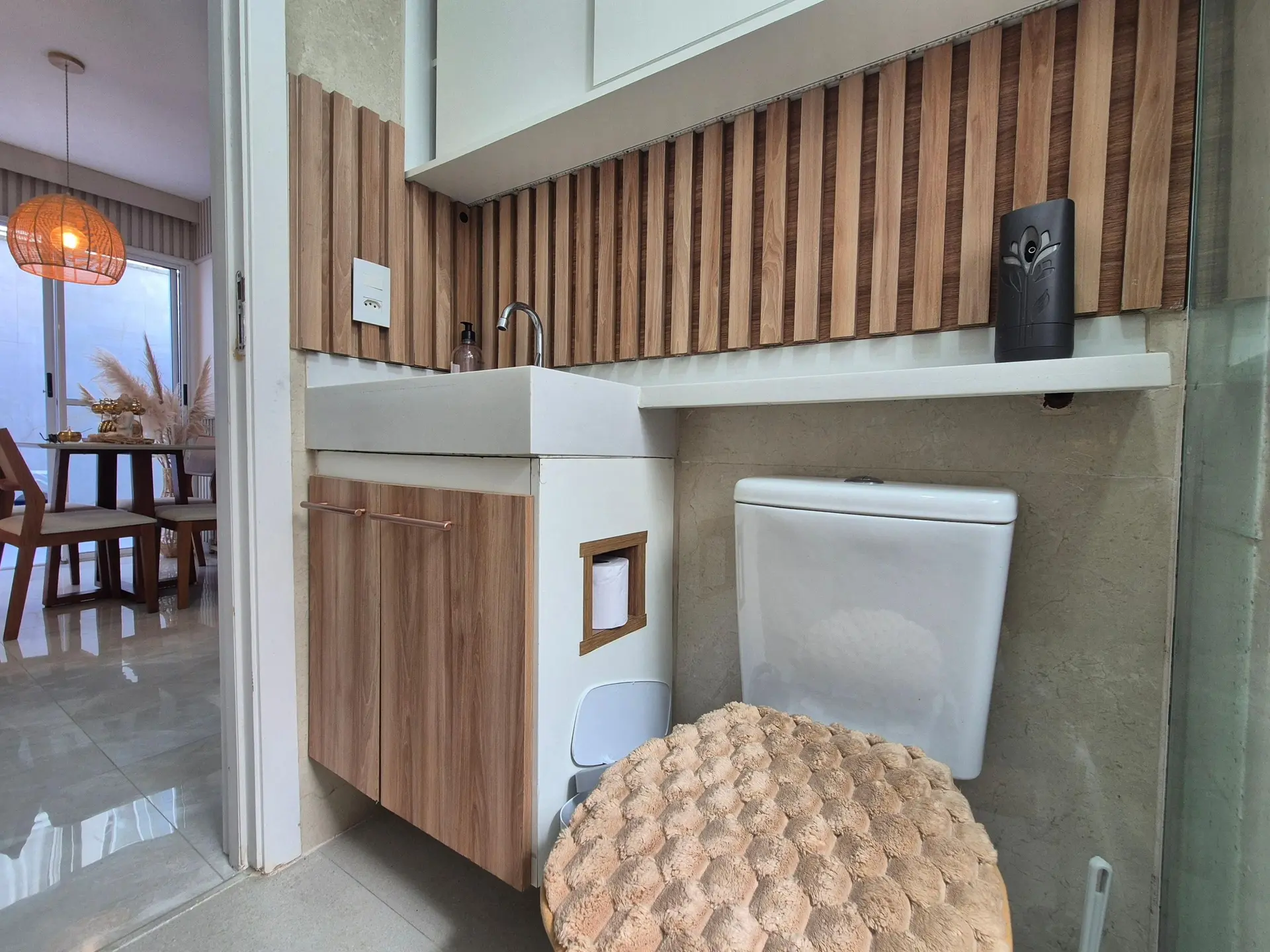 Apartamento mobiliado com 2 quartos e 1 vaga de garagem — photo 2