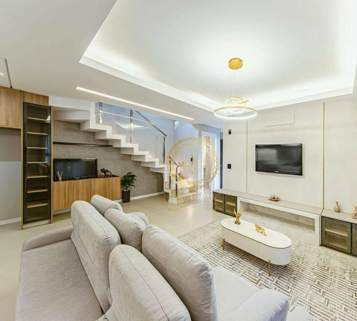 Condo house with a balcony and open-plan kitchen — photo 30