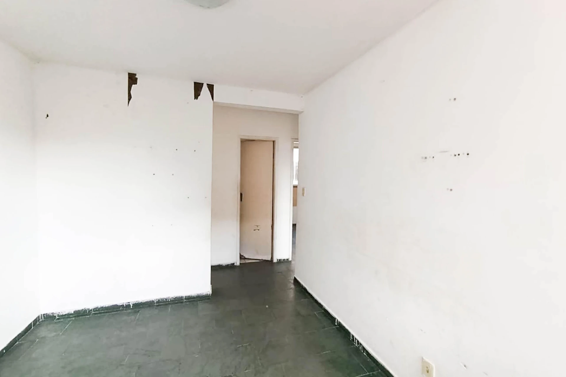 2-bedroom apartment with 1 parking space included — photo 24