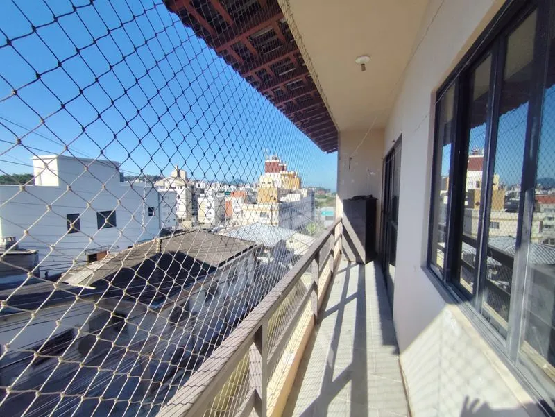 40 m² apartment with 1 bedroom and a balcony — photo 12