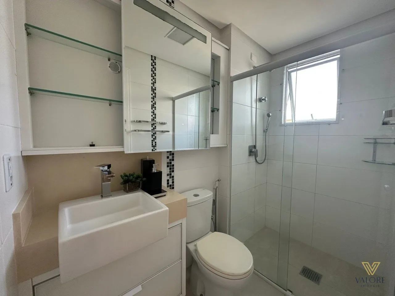 Walk-in closet in a 3-bedroom apartment, 227 m² — photo 21