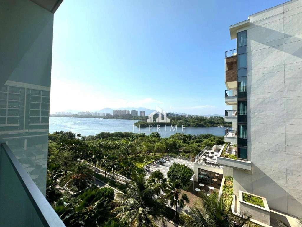 Apartamento de 1 quarto de 169 m² com varanda — photo 2