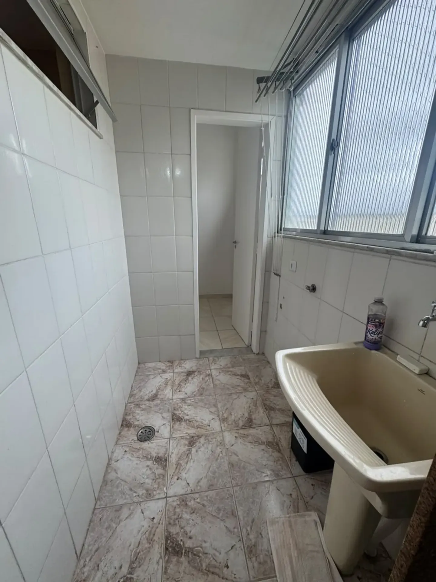 Apartment on the 3rd floor with wood or laminate floors — photo 19