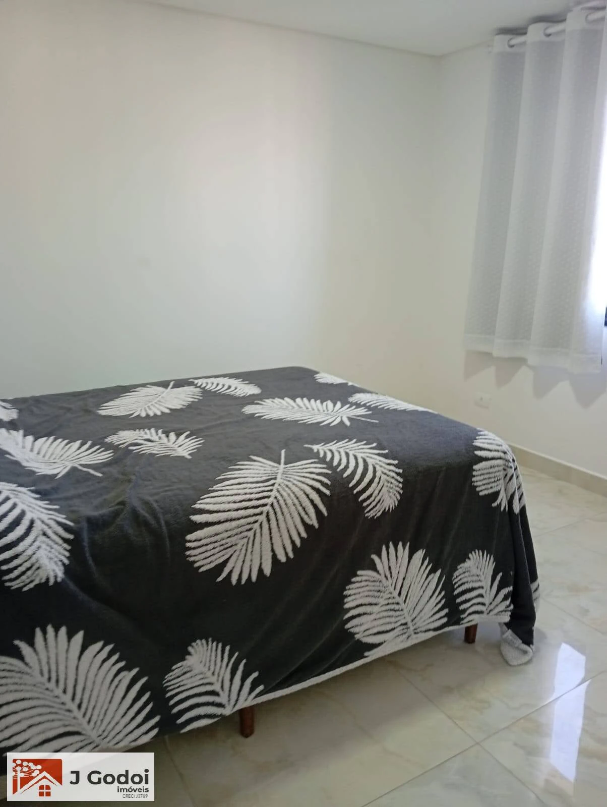 2-bedroom apartment, 1 with its own bathroom, 292 m² — photo 28