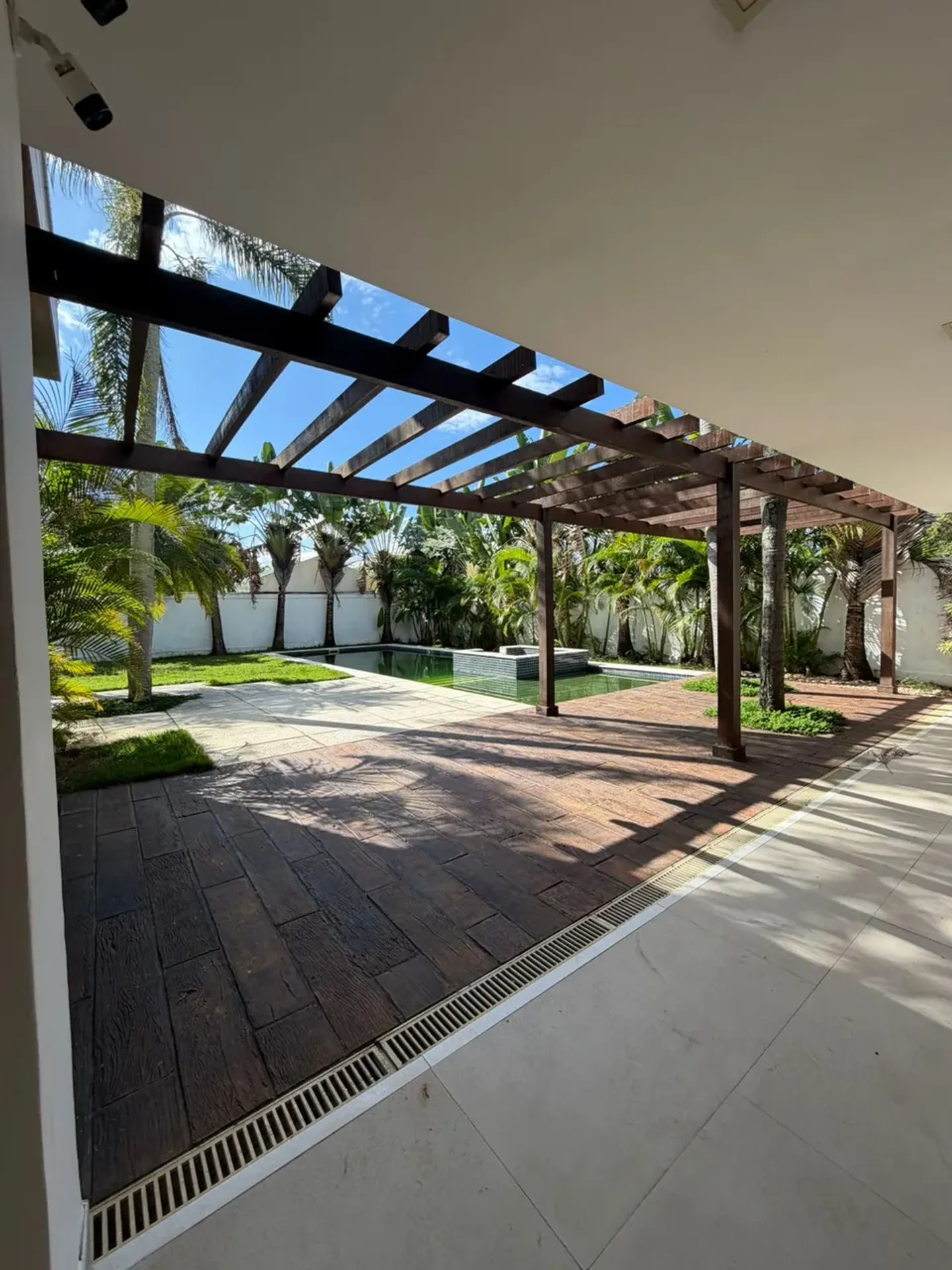 Rental and sale house with 5 bedrooms and 5 bathrooms — photo 7