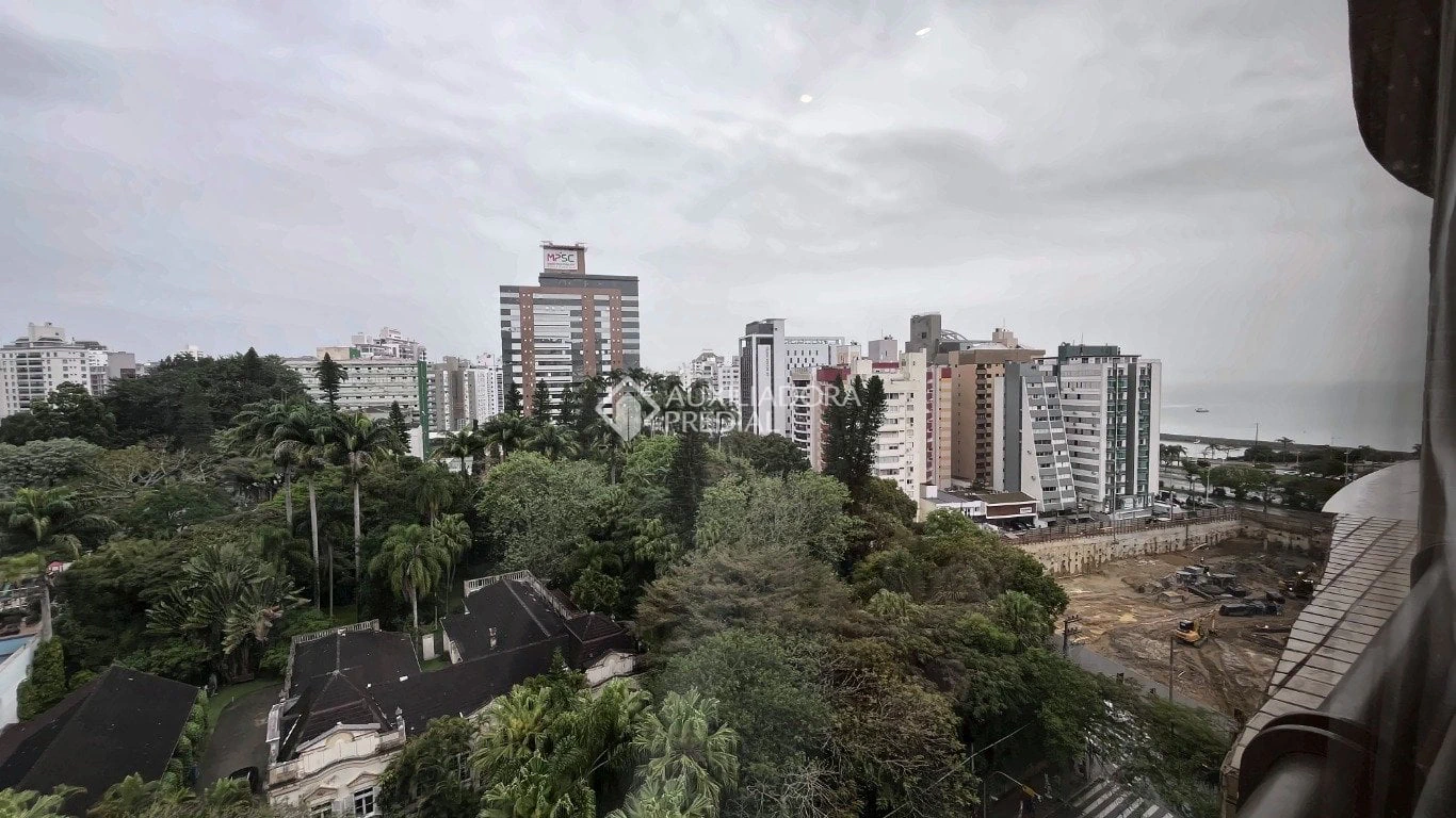 Вид на парк та 2 спальні: квартира 40 м² — photo 9