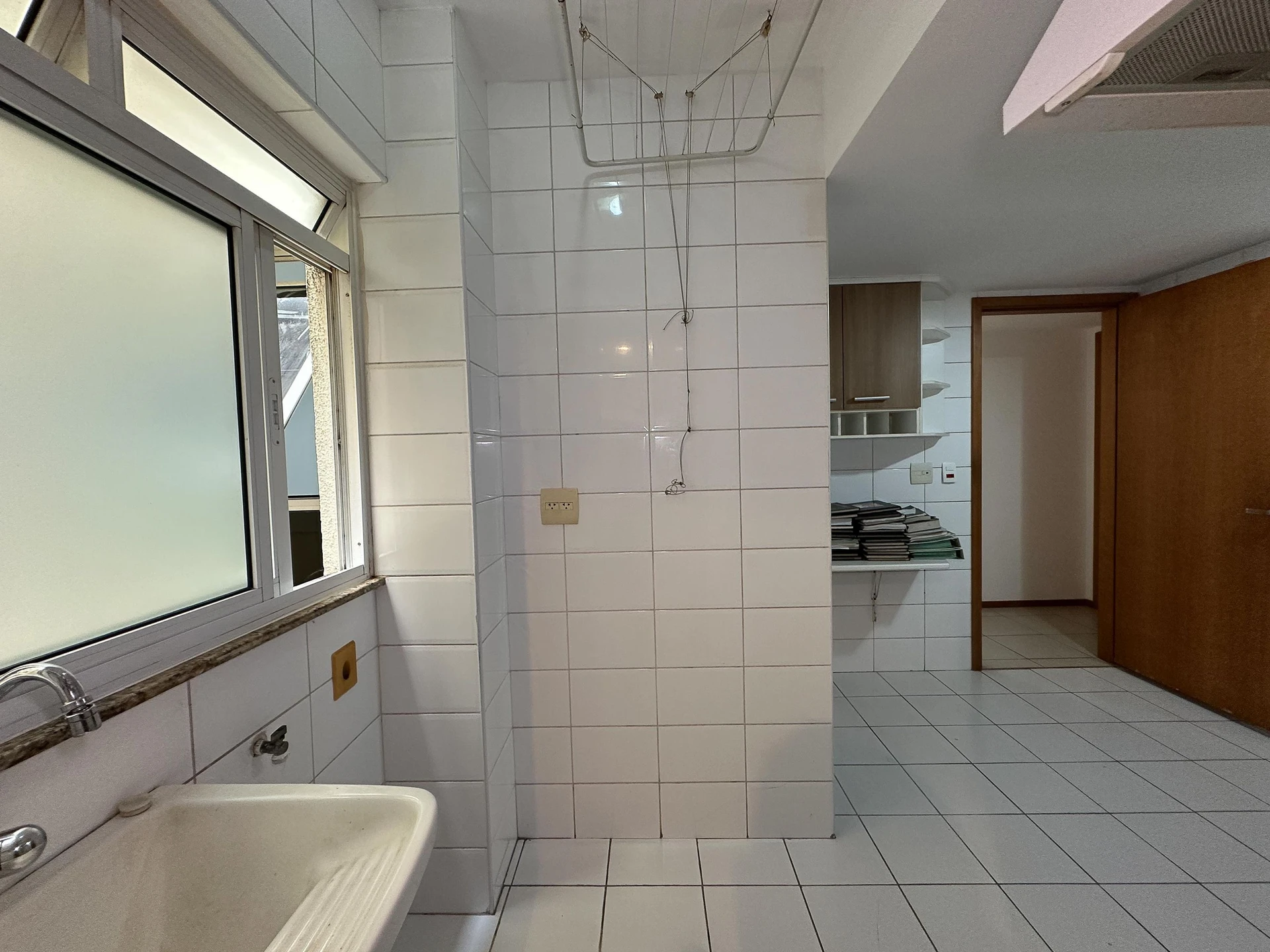 3-bedroom apartment in a building with a sauna — photo 46
