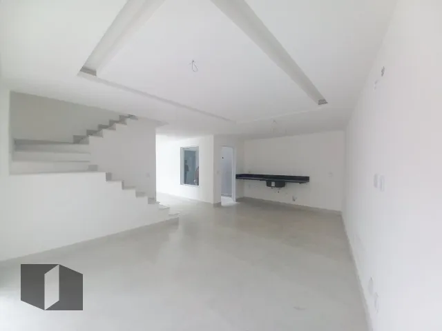 House with 4 bedrooms and 5 bathrooms, 2 parking spaces — photo 15
