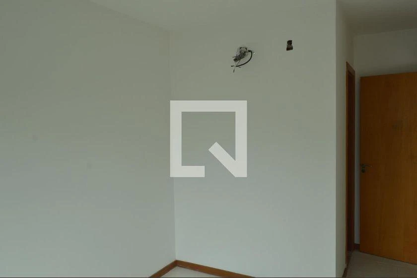 188 m² house with 4 en-suite bedrooms and 3 parking spots — photo 42