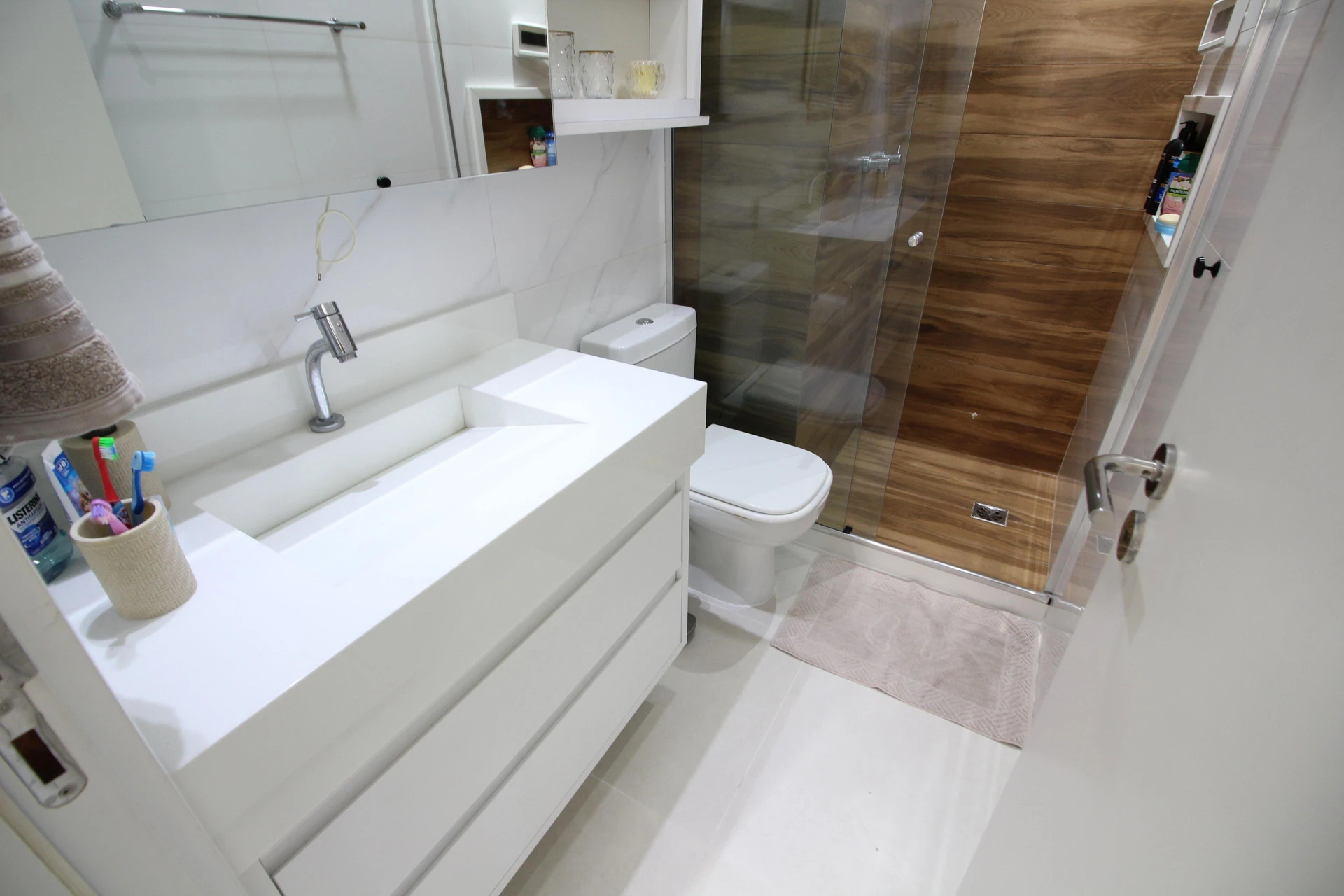 Rental apartment with 4 bedrooms and 4 bathrooms — photo 39
