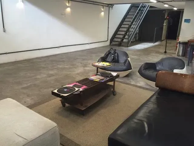 Unfurnished house with 5 bedrooms and 4 bathrooms — photo 5