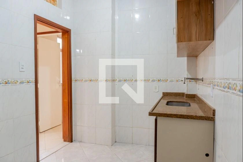 42 m² rental apartment with 2 bedrooms and balcony — photo 11