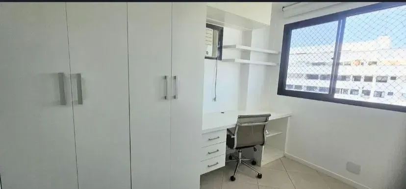 Furnished 167 m² apartment with 3 bedrooms and balcony — photo 6