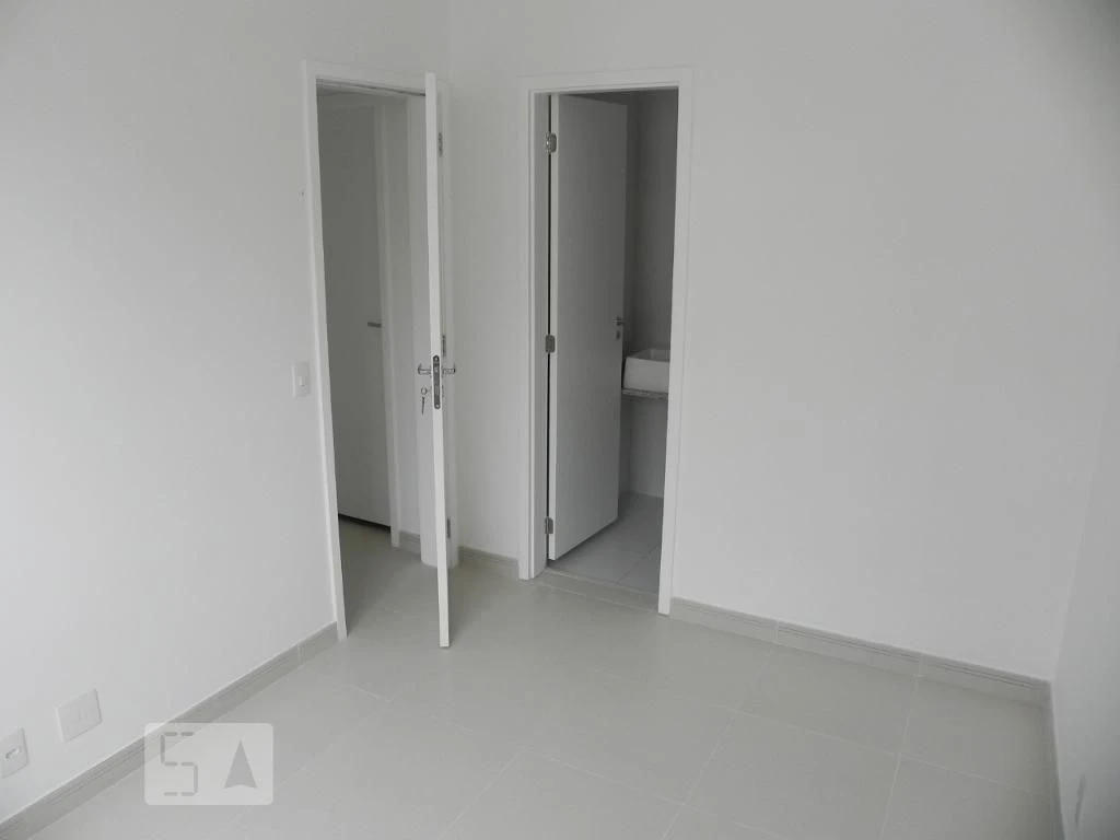 Furnished apartment with 2 bedrooms and a suite — photo 14