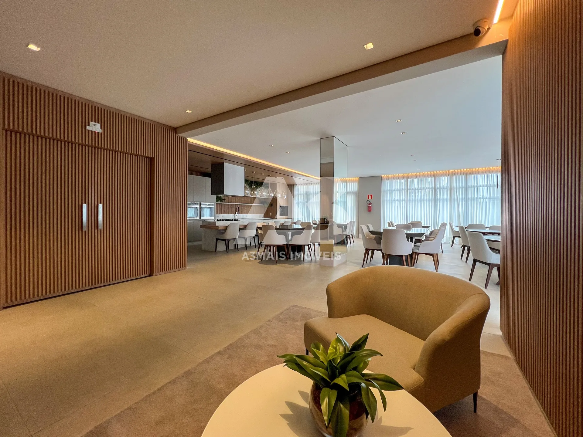 103 m² apartment with an open-plan gas kitchen — photo 28