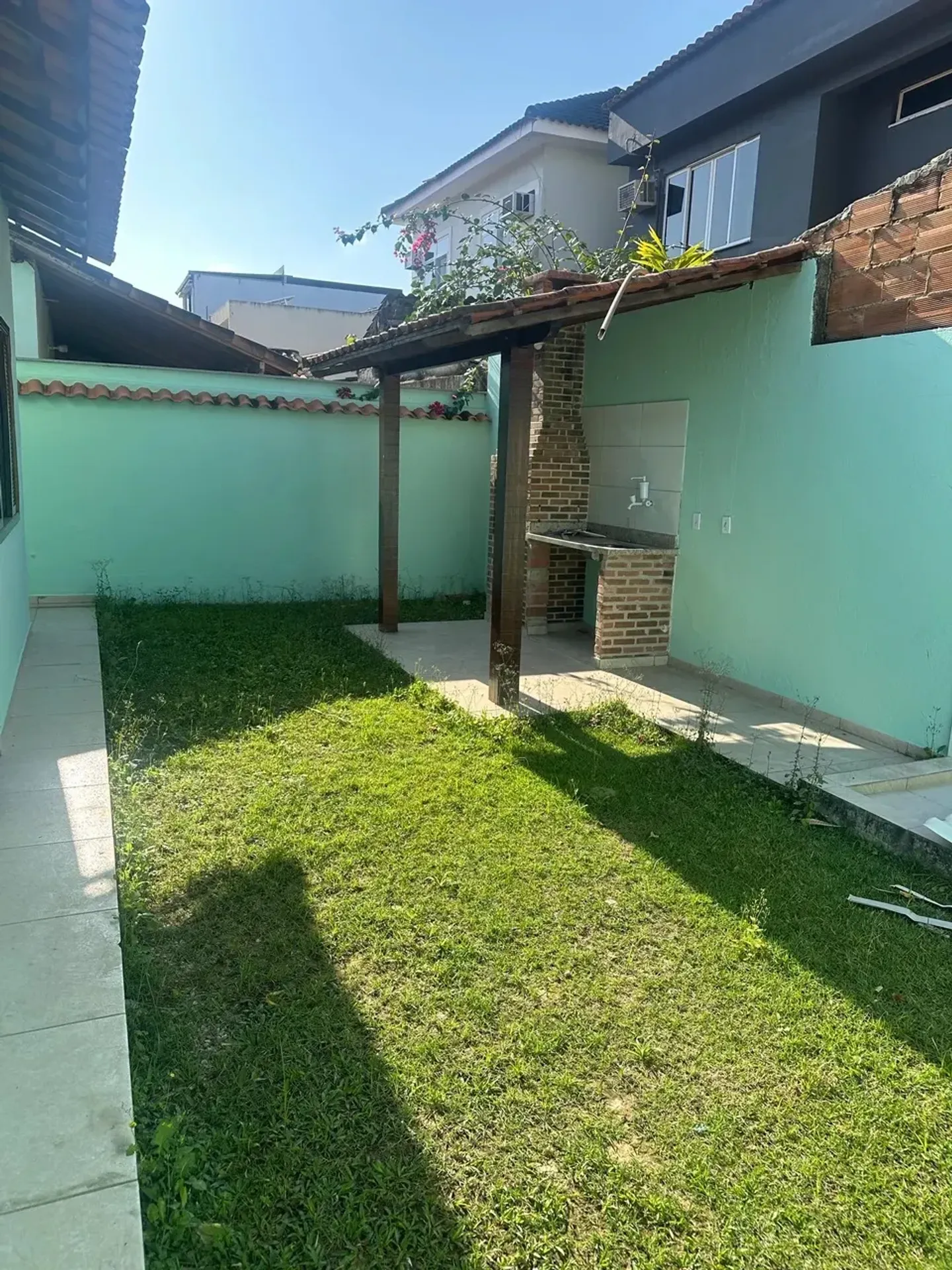 House, 55 m², with a private BBQ — photo 3