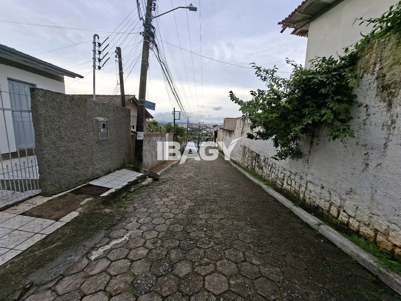 One-bedroom, 30 m² apartment in Florianópolis — photo 13