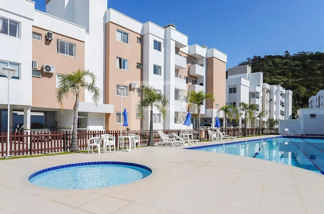 2-bedroom apartment with balcony and charcoal grill — photo 110