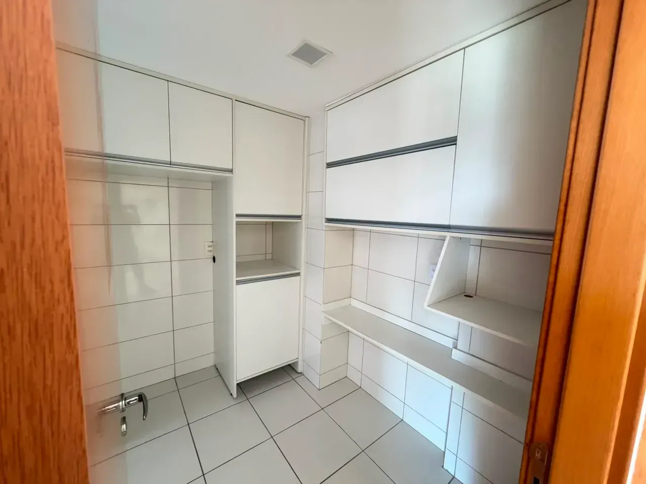 Квартира 78 м² з 2 спальнями та балконом — photo 8