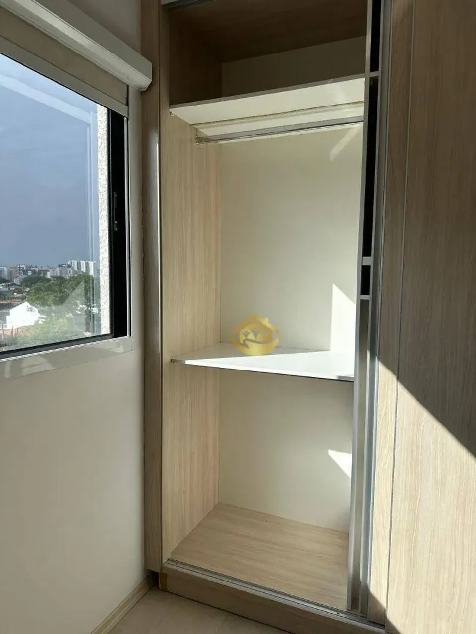 Apartment with an open-plan kitchen and 2 covered spots — photo 11