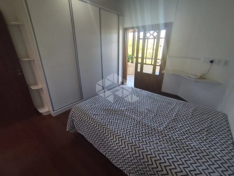 Мебльований будинок з 4 спальнями-сюїтами та садом 240 м² — photo 4