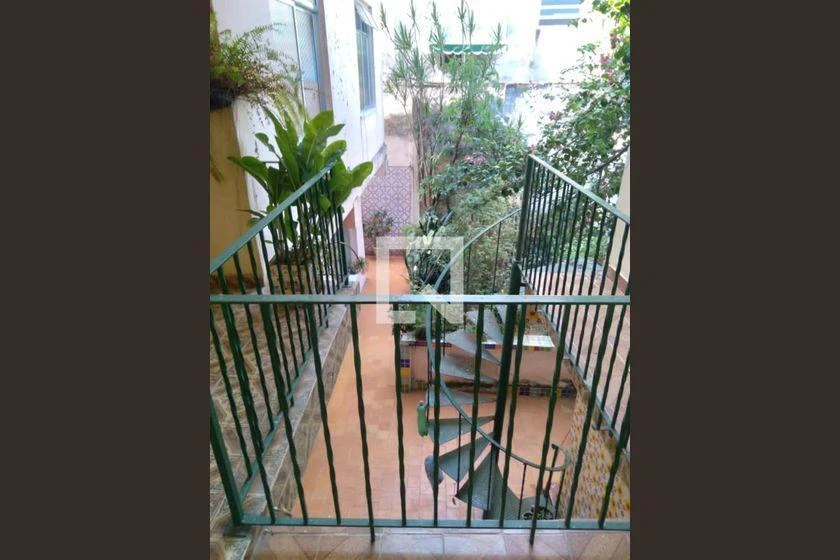 Furnished 3-bedroom house with 350 m² — photo 9