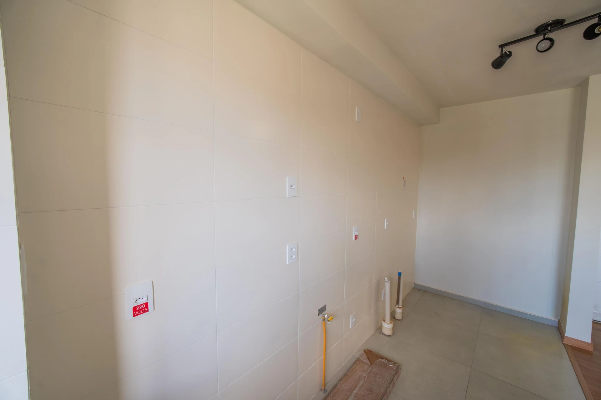 2-bedroom apartment in a building with a sauna — photo 4