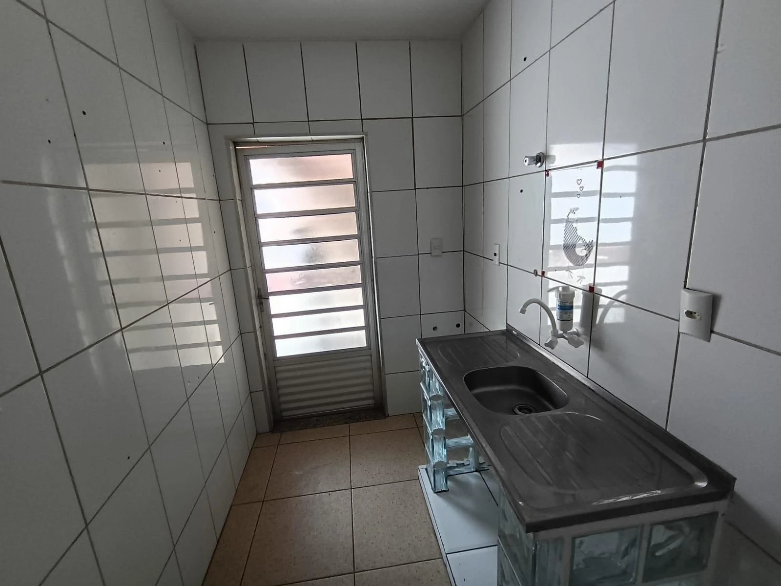 House, 50 m², with a grill on the balcony — photo 17