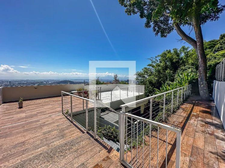 Washing machine in a 4-bedroom house, 400 m² — photo 48