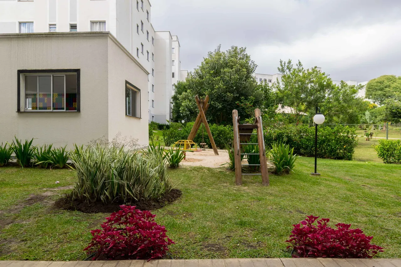 2-bedroom apartment with a washing machine in Curitiba — photo 48
