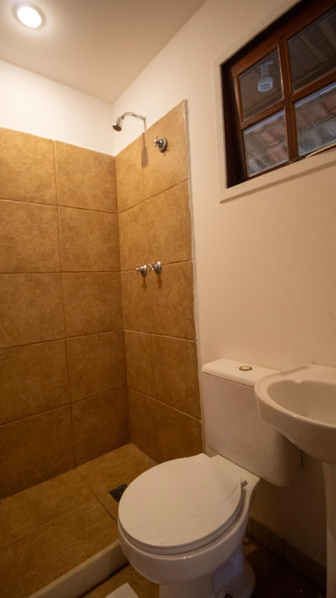 Casa com 4 quartos e 4 banheiros, com 3 vagas — photo 26