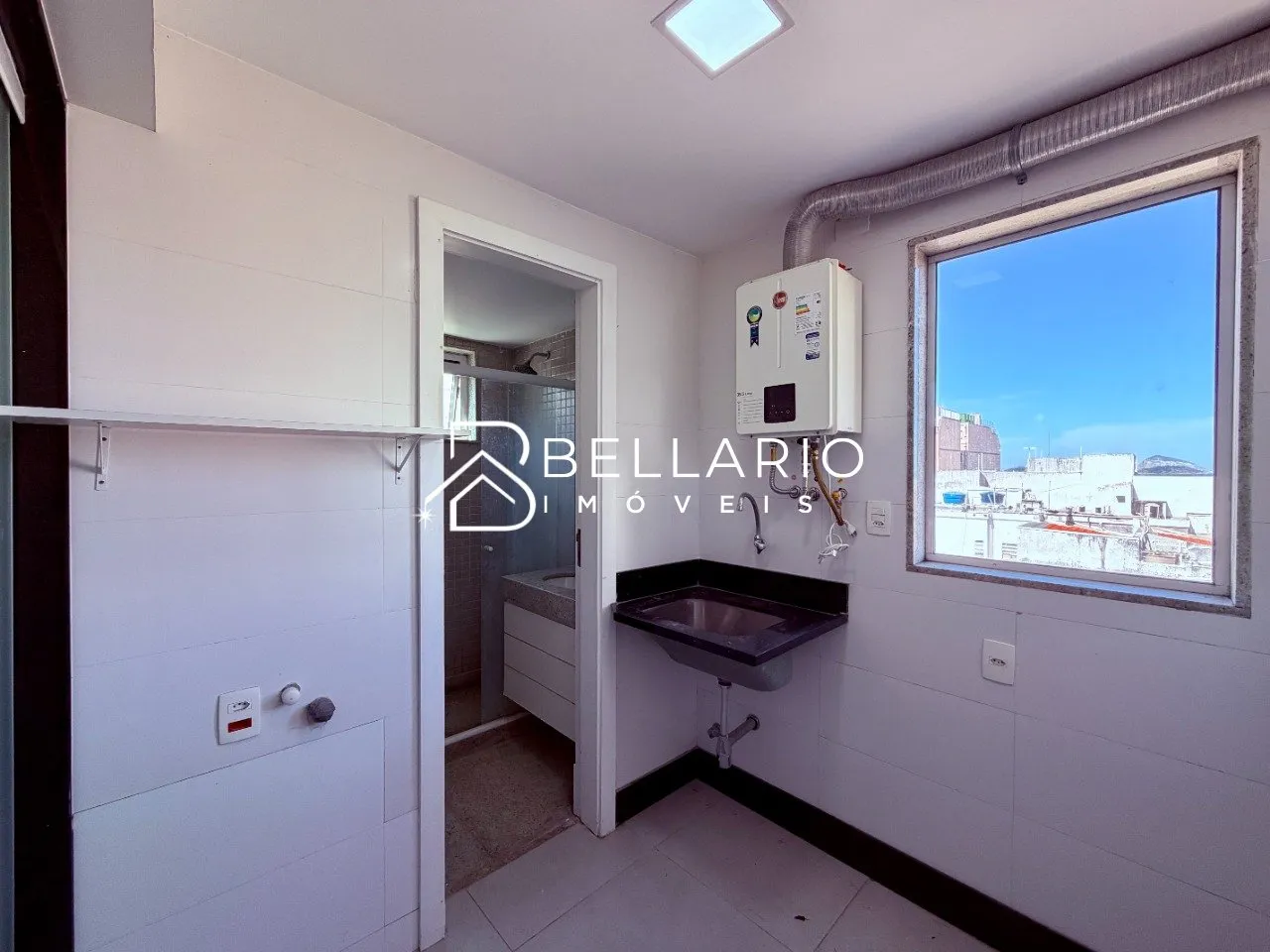Unfurnished apartment with 3 bedrooms and 4 bathrooms — photo 19