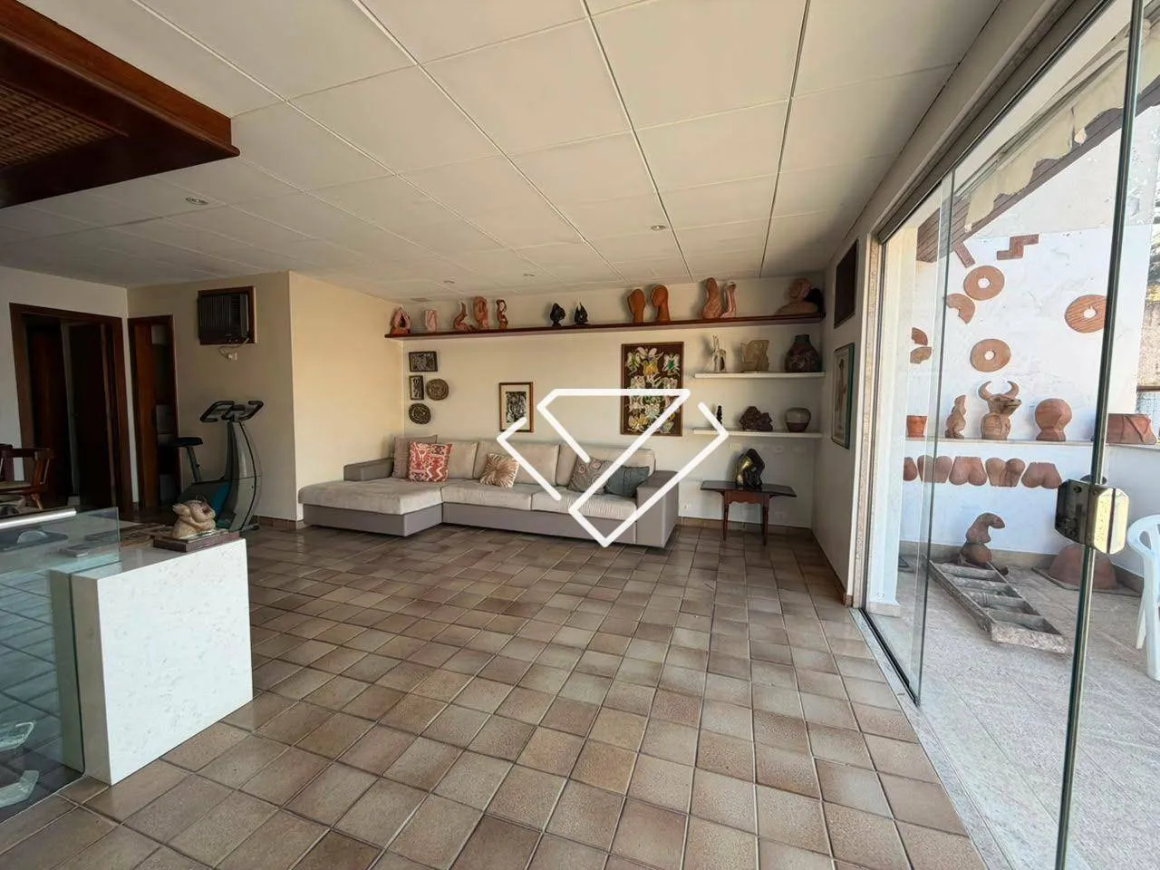 Penthouse with 3 bedrooms, 4 bathrooms and enclosed balcony — photo 3