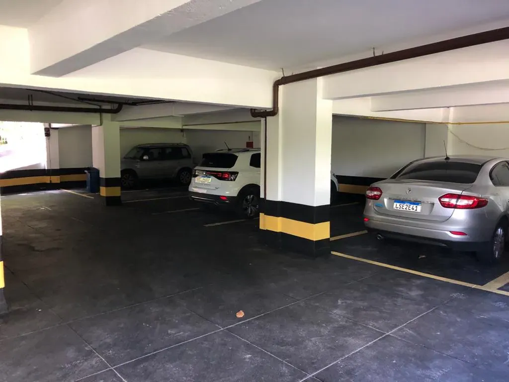 Apartamento com 2 quartos, cozinha fechada e 1 vaga — photo 22