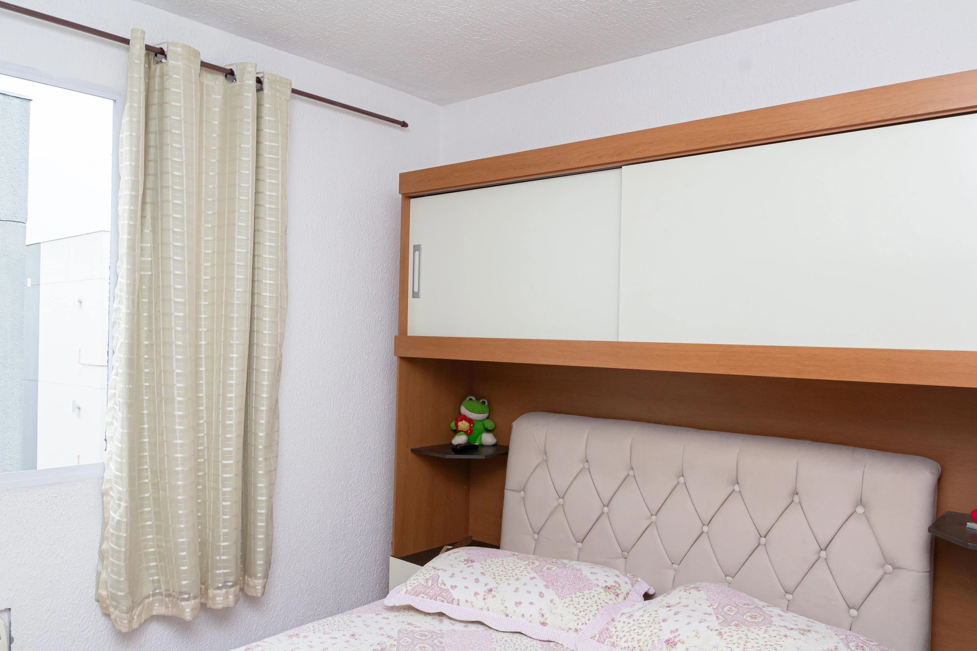 Furnished 2-bedroom apartment with gas open kitchen — photo 22