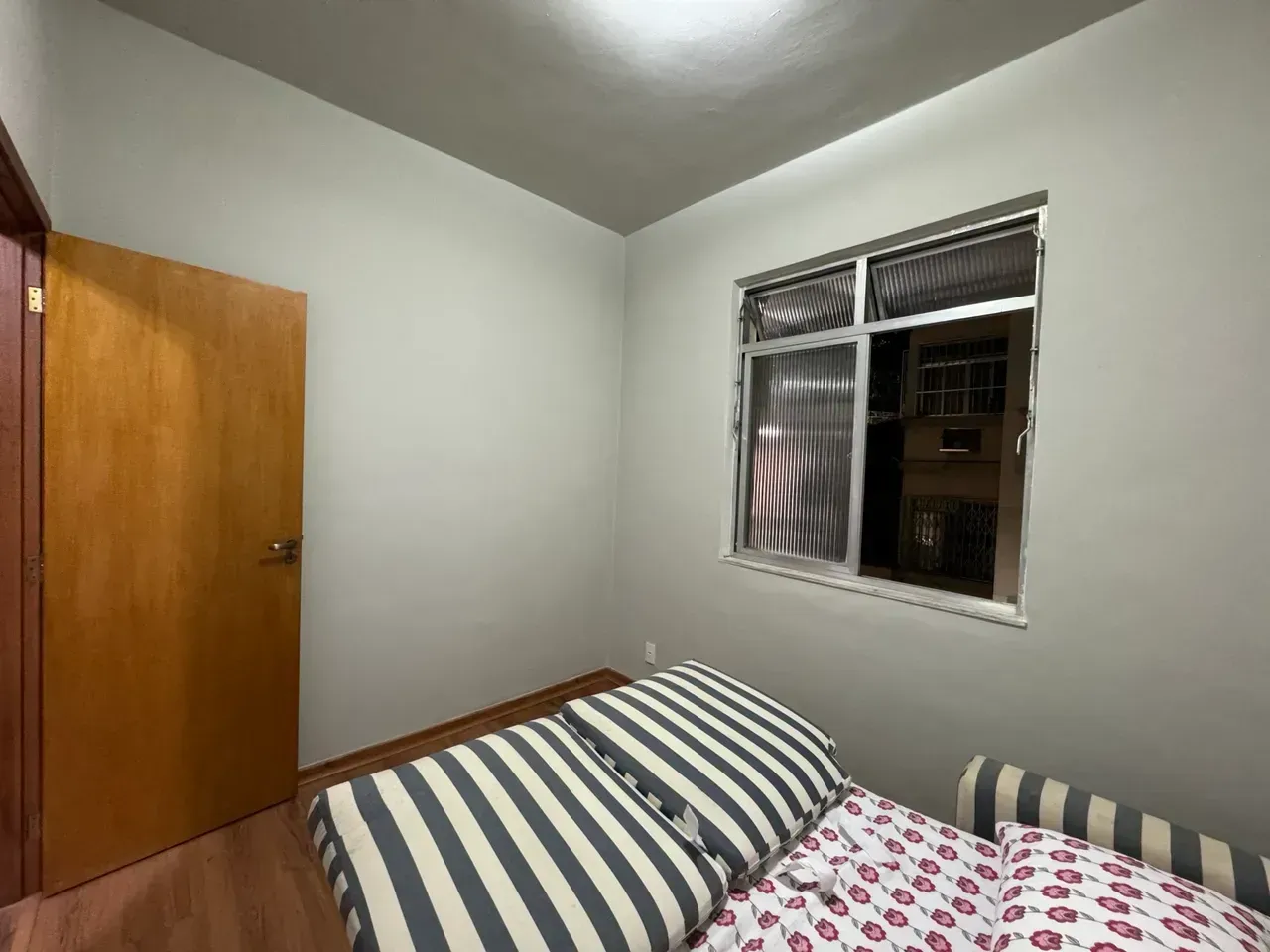 Furnished 1-bedroom apartment with a gas stove — photo 11