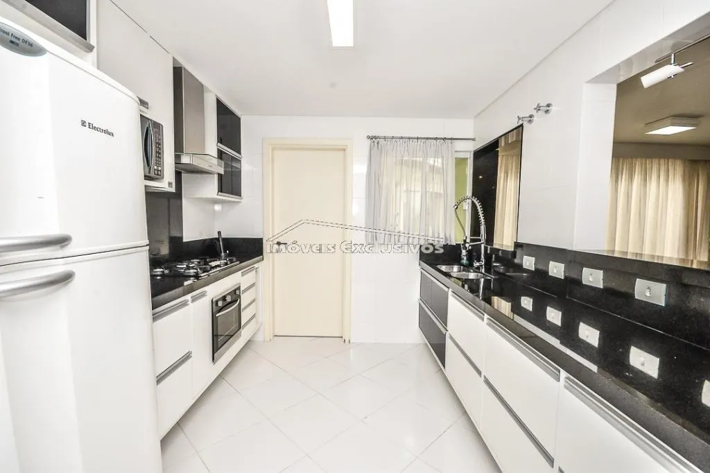 Furnished 253 m² house with 4 bedrooms and an open gas kitchen — photo 22